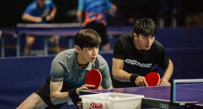 รีวิว คู่เดือดเลือดปิงปอง (Ping Pong 2020) เรื่องราวความฝันของนักกีฬา...