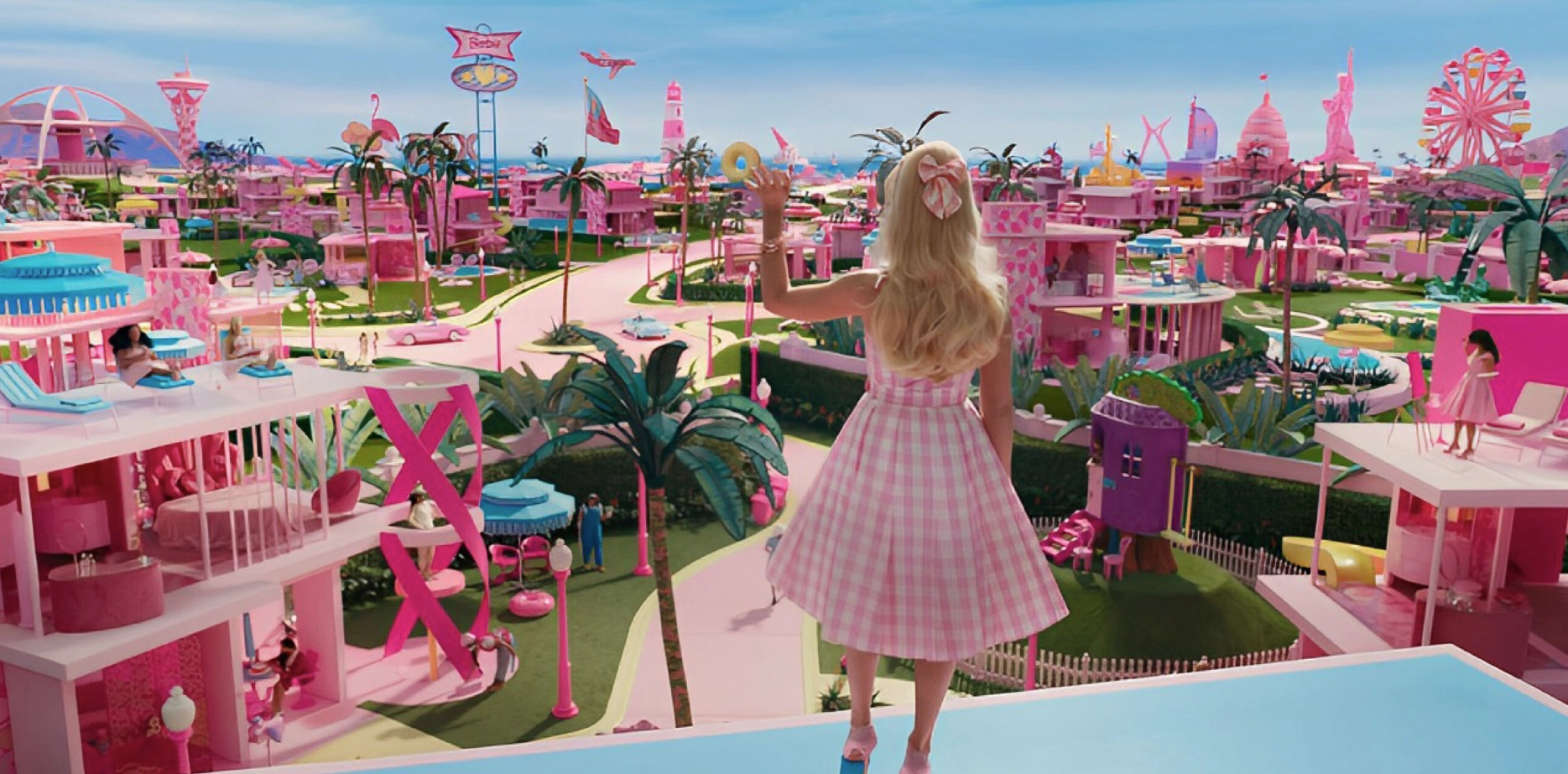 รีวิวหนัง Barbie - ย้อนวันวานความทรงจำในวัยเด็ก กับบาร์บี้ฉบับไลฟ์แอคชั่น